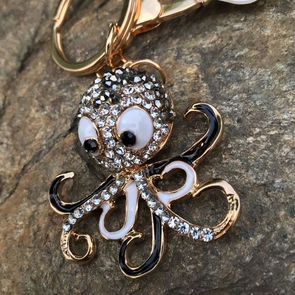 Octopus Keychain - Picture 7 of 11